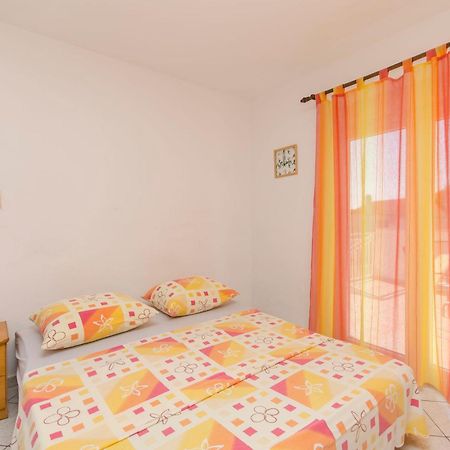 Apartments Danica Pirovac Ngoại thất bức ảnh